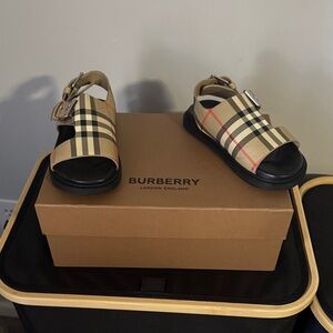 Burberry Kids Tan and Black Check Sandals